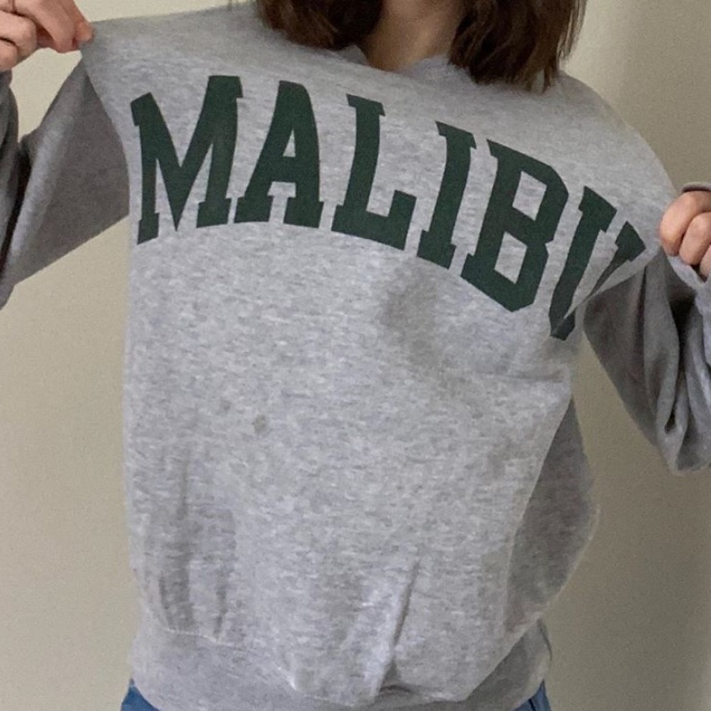 Brandy Melville crew neck